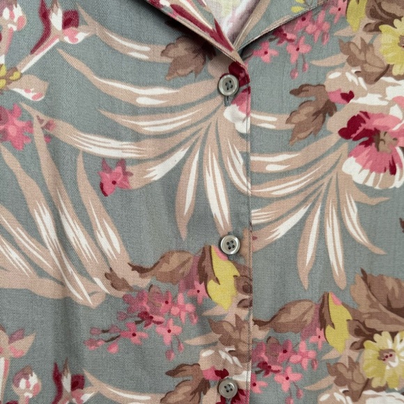 ISLANDER HAWAIIAN SHIRT. WOMENS BUTTON UP TROPICAL SHORT SLEEVE SHIRT. LIKE NEW - Picture 5 of 12